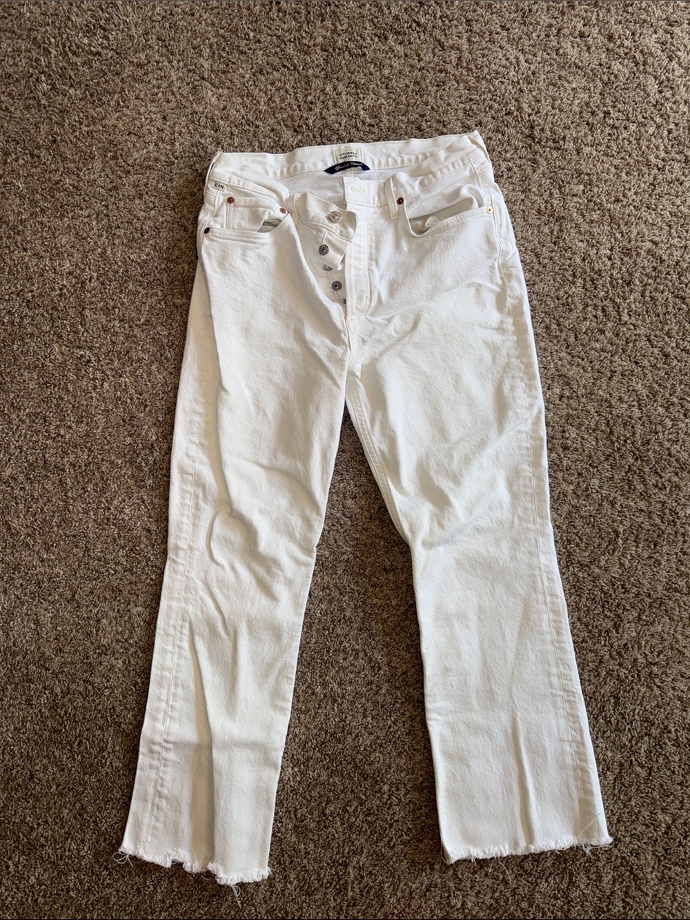 Citizens of Humanity isola midrise cropped bootcut jean in white size 29